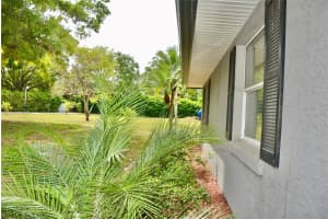 4570 CHAMBLISS ROAD, WINTER HAVEN, FL 33884 Sold 07/22/25