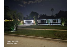 825 COQUINA COURT, ORLANDO, FL 32807 Sold 06/20/25