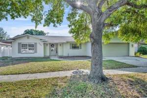 920 FAIRWAY DRIVE, WINTER PARK, FL 32792 Sold 04/17/25