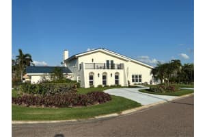 5900 Leeland St S, ST PETERSBURG