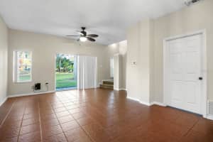 8458 CRYSTAL COVE LOOP, KISSIMMEE, FL 34747 - MLS#MFRO6293572