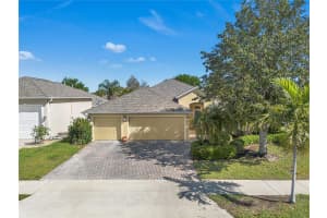 1917 AUBURN LAKES DRIVE, ROCKLEDGE, FL 32955 - MLS#MFRO6293656