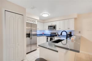 692 SEABROOK COURT, ALTAMONTE SPRINGS, FL 32714 Sold 05/14/25