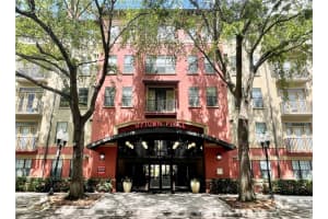 911 N Orange Ave #424, ORLANDO