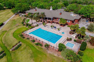 39900 BAYVIEW DRIVE, LADY LAKE, FL 32159 - MLS#MFRO6293841