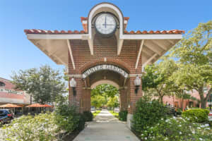 165 LAKEVIEW RESERVE BOULEVARD, WINTER GARDEN, FL 34787 Sold 04/18/25