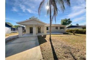 800 MARION DRIVE, MOUNT DORA, FL 32757 Sold 08/21/25