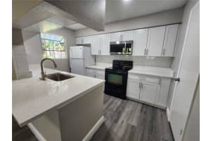 200 AFTON SQUARE, ALTAMONTE SPRINGS, FL 32714 - MLS#MFRO6294078
