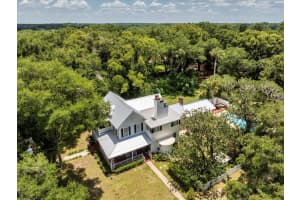 23730 FRANKLIN AVENUE, SORRENTO, FL 32776 Sold 08/22/25