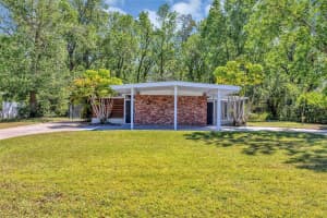 2416 BUCKINGHAM AVENUE, LAKELAND, FL 33803 Sold 05/16/25