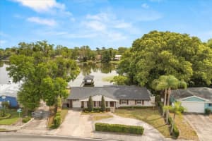 201 Cedarwood Dr, MAITLAND