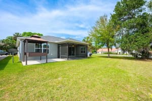 1329 PARADISE DRIVE, LADY LAKE, FL 32159 - MLS#MFRO6294216