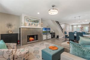 1013 LOVE LANE, APOPKA, FL 32703 Sold 05/08/25