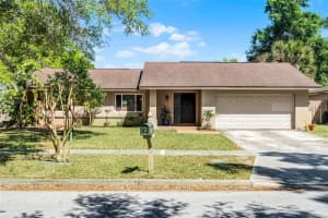 607 WAVECREST DRIVE, ORLANDO, FL 32807 Sold 08/28/25
