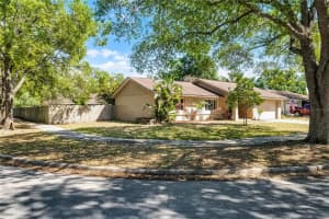 607 WAVECREST DRIVE, ORLANDO, FL 32807 Sold 08/28/25