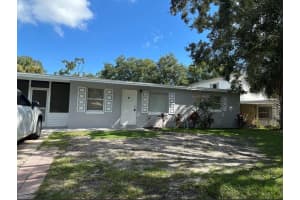 110 Academy Ave, SANFORD