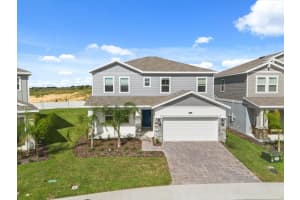 2581 Runners Cir, CLERMONT
