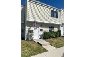 247 Debora Ct #1, ALTAMONTE SPRINGS