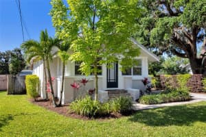 1720 HOUR GLASS DRIVE, ORLANDO, FL 32806 Sold 06/04/25