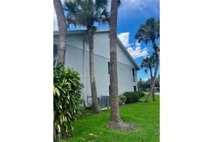 4400 WHITE PINE AVENUE, ORLANDO, FL 32811 - MLS#MFRO6294893