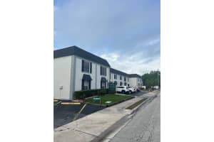 2808 AZEELE STREET, TAMPA, FL 33609 Sold 06/02/25
