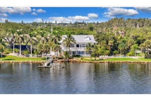 5141 DIXIE HIGHWAY, PALM BAY, FL 32905 Sold 12/24/25