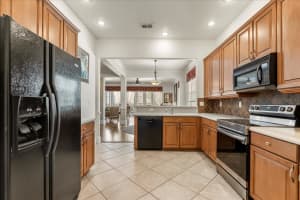 1443 FAIRVIEW CIRCLE, REUNION, FL 34747 Sold 05/23/25