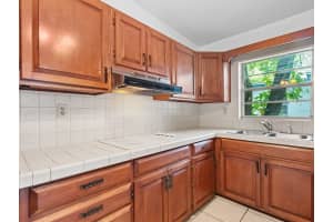 900 SAN DOMINGO ROAD, ORLANDO, FL 32808 Sold 04/18/25