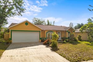 11177 CYPRESS LEAF DRIVE, ORLANDO, FL 32825 Sold 04/30/25