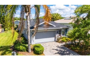 151 BELL TOWER XING W, KISSIMMEE, FL 34759 - MLS#MFRO6295181