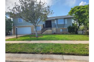 1641 E Paradise Ln, DAYTONA BEACH
