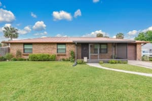 1016 HAZELWOOD DRIVE, MELBOURNE, FL 32935 Sold 04/09/25