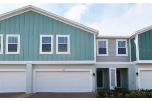232 Glass Onion Dr, GROVELAND