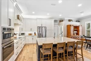 9880 MONTCLAIR CIRCLE, APOPKA, FL 32703 Sold 06/02/25