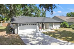 6402 BEECHNUT DRIVE, LAKELAND, FL 33813 - MLS#MFRO6295593