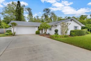 125 LARKWOOD DRIVE, SANFORD, FL 32771 Sold 04/28/25