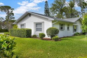 125 LARKWOOD DRIVE, SANFORD, FL 32771 Sold 04/28/25