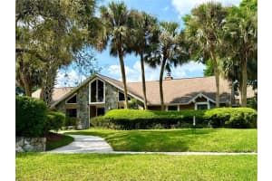 2155 PALM VIEW DRIVE, APOPKA, FL 32712 Sold 05/09/25