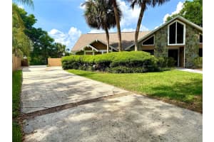 2155 PALM VIEW DRIVE, APOPKA, FL 32712 Sold 05/09/25