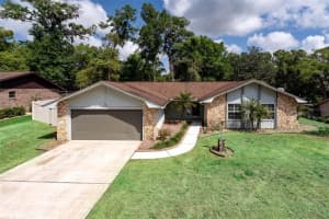 735 OAK TERRACE, ORANGE CITY, FL 32763 Sold 07/25/25