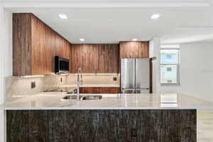 690 OSCEOLA AVENUE, WINTER PARK, FL 32789 - MLS#MFRO6296168