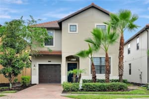 5416 Solterra Cir, DAVENPORT