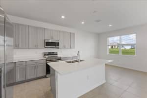 527 SILVER PALM DRIVE, HAINES CITY, FL 33844 - MLS#MFRO6296367