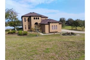 36813 Barrington Dr, EUSTIS