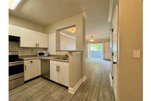 304 SOUTH STREET, ORLANDO, FL 32801 Sold 10/17/25