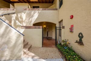 1270 SAINT TROPEZ CIRCLE, ORLANDO, FL 32806 - MLS#MFRO6296594
