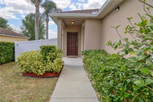 427 HIGHLAND MEADOWS STREET, DAVENPORT, FL 33837 - MLS#MFRO6296950