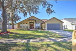 684 Yorkshire Dr, OVIEDO