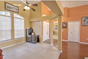 684 YORKSHIRE DRIVE, OVIEDO, FL 32765 - MLS#MFRO6297064