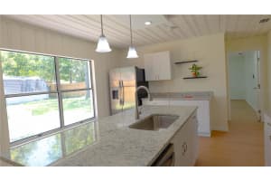 624 NEW HAMPSHIRE AVENUE, TAVARES, FL 32778 Sold 07/18/25